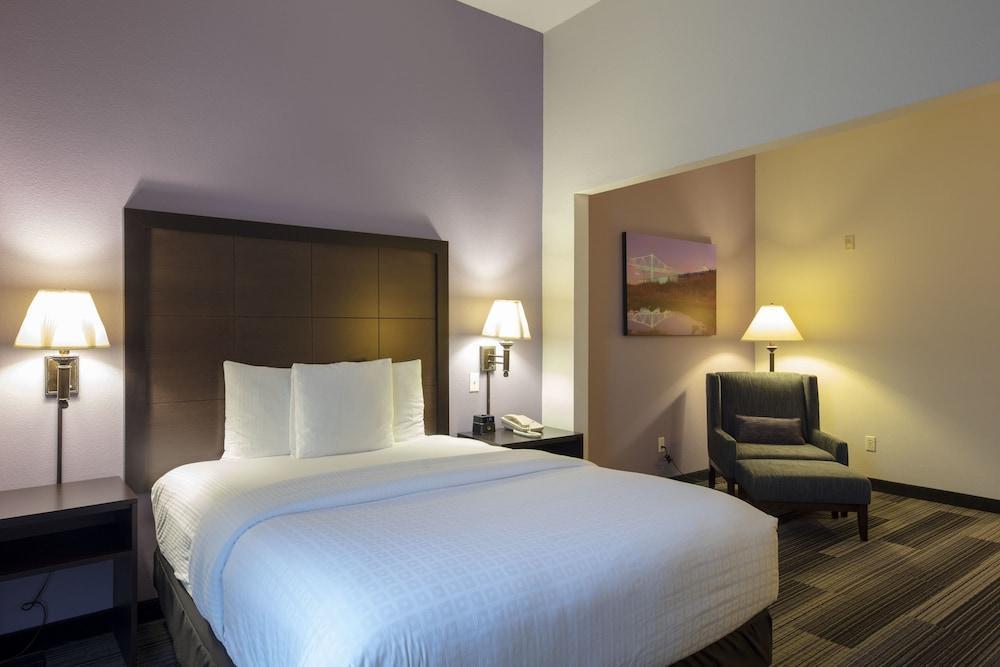 Hotel La Quinta By Wyndham Springfield Airport Plaza Esterno foto