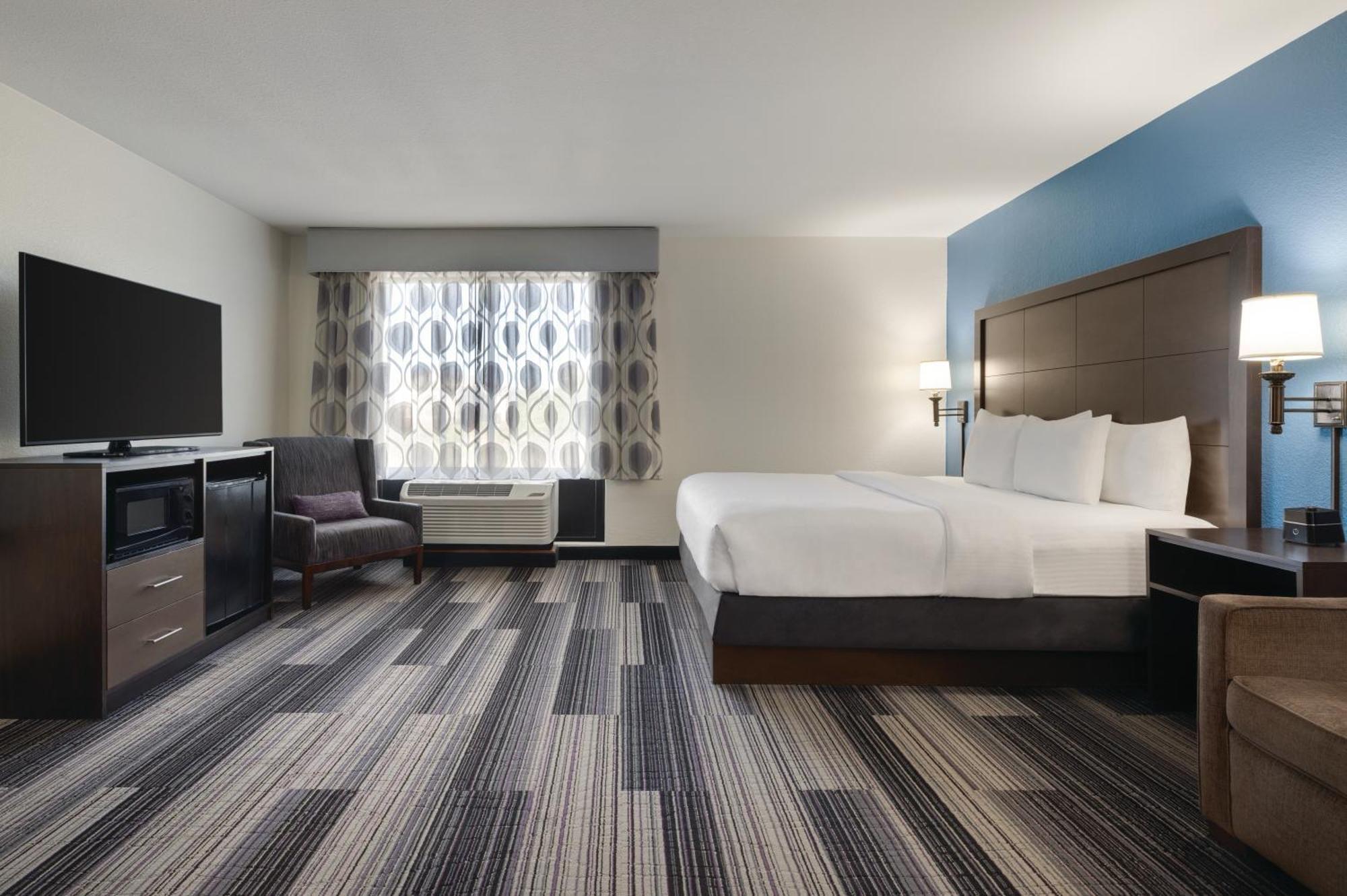 Hotel La Quinta By Wyndham Springfield Airport Plaza Esterno foto