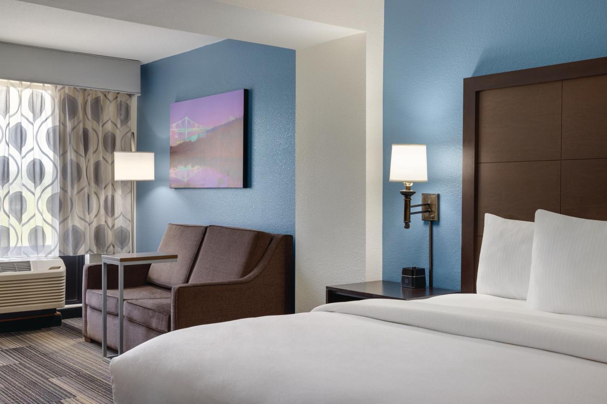 Hotel La Quinta By Wyndham Springfield Airport Plaza Esterno foto