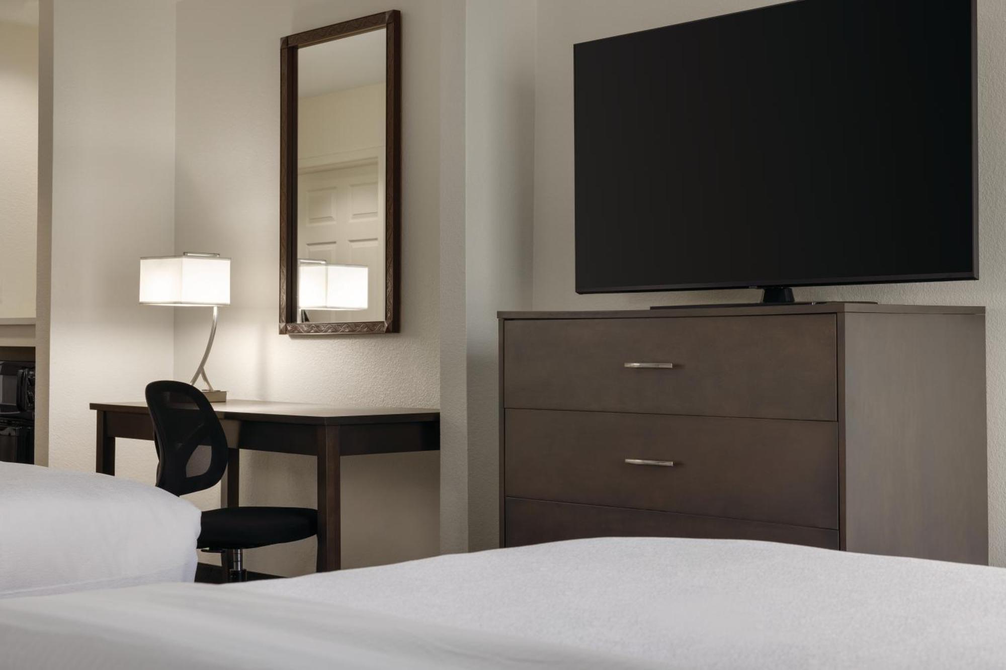 Hotel La Quinta By Wyndham Springfield Airport Plaza Esterno foto