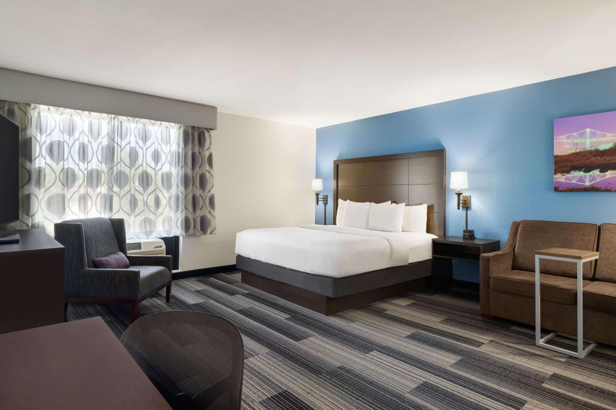 Hotel La Quinta By Wyndham Springfield Airport Plaza Esterno foto